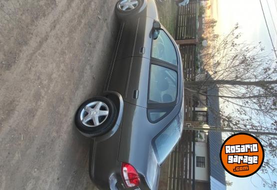 Autos - Chevrolet Corsa 2015 Nafta 129000Km - En Venta