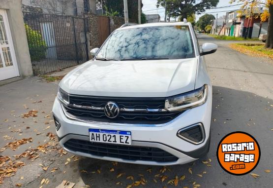 Autos - Volkswagen Highline 2025 Nafta 8200Km - En Venta