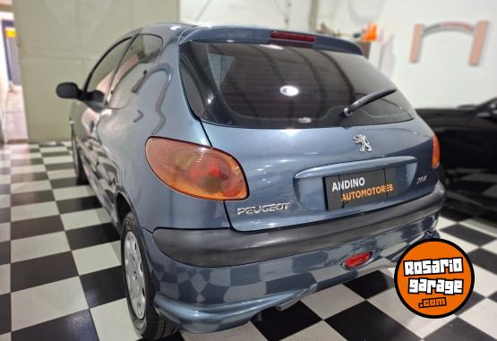 Autos - Peugeot 206 2008 Nafta 129000Km - En Venta