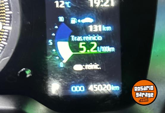 Autos - Toyota corola cross 2023 Electrico / Hibrido 45000Km - En Venta