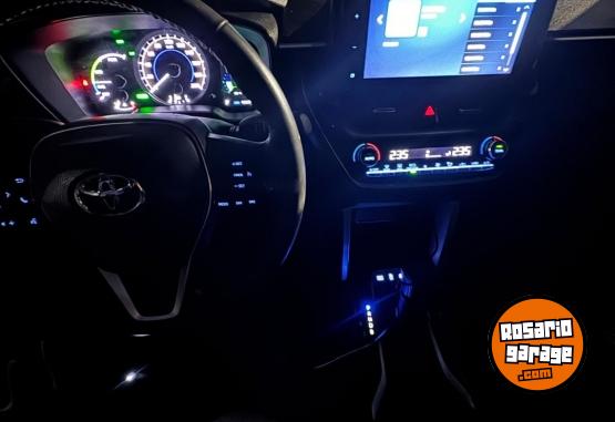 Autos - Toyota corola cross 2023 Electrico / Hibrido 45000Km - En Venta
