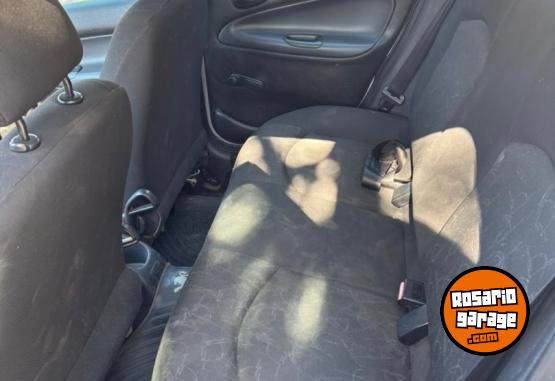 Autos - Peugeot 206 2011 Nafta 135000Km - En Venta