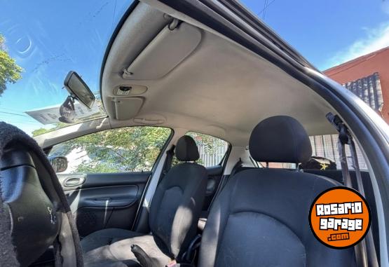 Autos - Peugeot 206 2011 Nafta 135000Km - En Venta