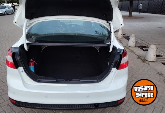 Autos - Ford Focus 2.0 2015 Nafta 120000Km - En Venta