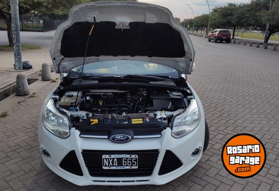 Autos - Ford Focus 2.0 2015 Nafta 120000Km - En Venta