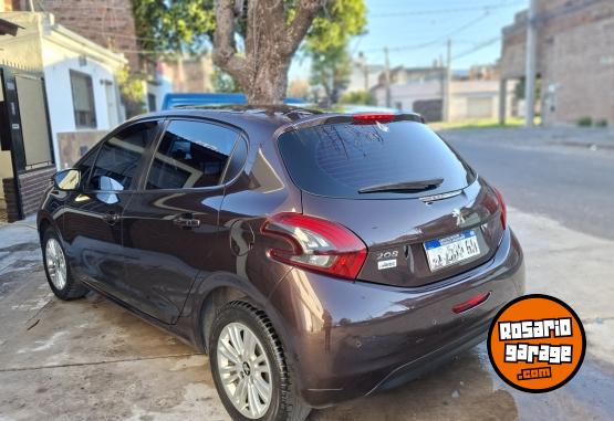 Autos - Peugeot 208 2018 Nafta 160000Km - En Venta