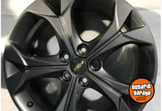 Accesorios para Autos - 2 llantas chevrolet cruze - En Venta