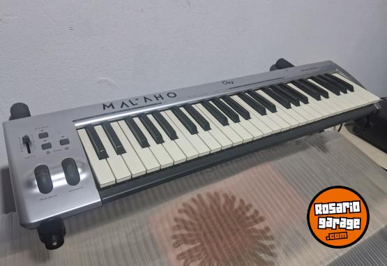 Instrumentos Musicales - Controlador midi M-AUDIO ringkey 49 - En Venta