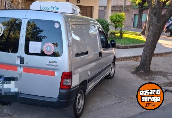 Utilitarios - Peugeot Berlingo 2016 Nafta 176000Km - En Venta