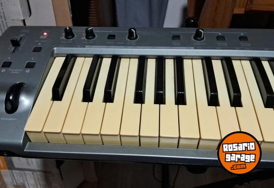 Instrumentos Musicales - Controlador M-AUDIO 88 teclas - En Venta