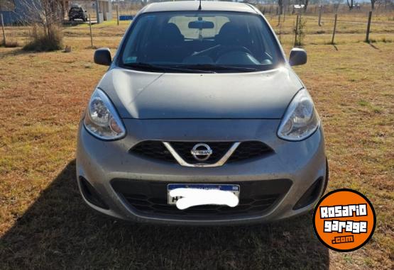 Autos - Nissan March 2018 Nafta 106500Km - En Venta