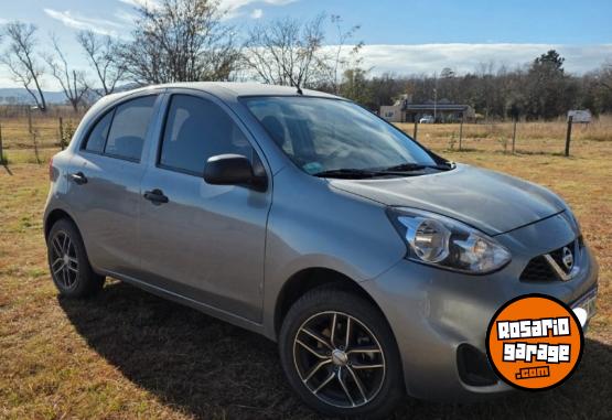 Autos - Nissan March 2018 Nafta 106500Km - En Venta