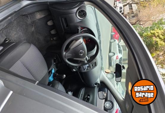 Autos - Nissan March 2018 Nafta 109100Km - En Venta
