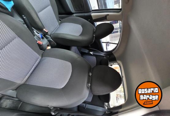 Autos - Nissan March 2018 Nafta 109100Km - En Venta