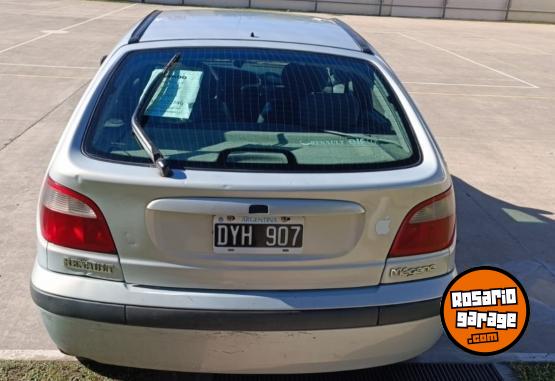 Autos - Renault Mégane 2002 Diesel 295000Km - En Venta