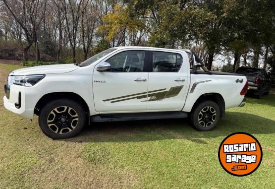 Camionetas - Toyota Hilux 2.8 204cv 2022 Diesel 71000Km - En Venta