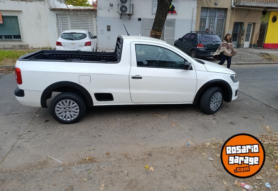 Utilitarios - Volkswagen Saveiro 2013 Nafta 280000Km - En Venta