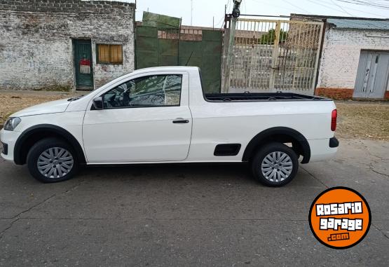 Utilitarios - Volkswagen Saveiro 2013 Nafta 280000Km - En Venta