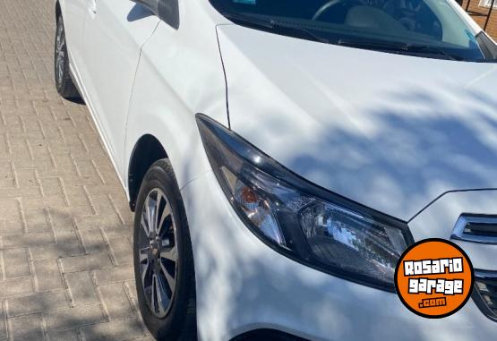 Autos - Chevrolet Onix 2015 Nafta 160000Km - En Venta