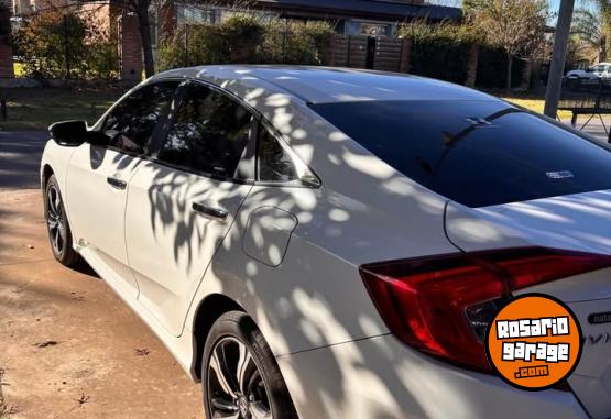 Autos - Honda Civic EXL 2017 Nafta 80500Km - En Venta