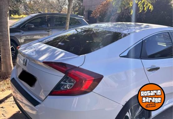 Autos - Honda Civic EXL 2017 Nafta 80500Km - En Venta