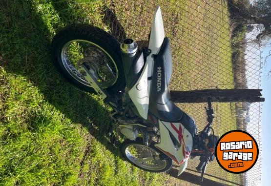 Motos - Honda Xr150 2015 Nafta 21800Km - En Venta