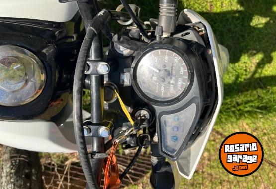 Motos - Honda Xr150 2015 Nafta 21800Km - En Venta