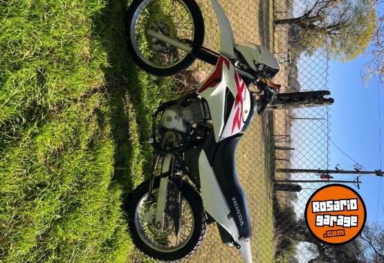 Motos - Honda Xr150 2015 Nafta 21800Km - En Venta