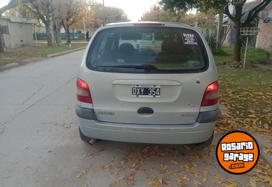 Autos - Renault Scenic 2002 Diesel 400000Km - En Venta