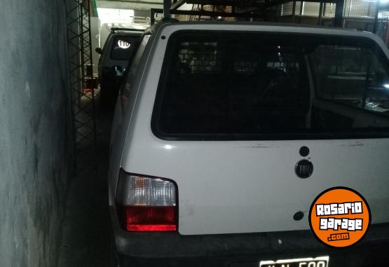 Autos - Fiat uno cargo 2011 Nafta 111000Km - En Venta