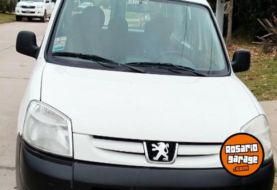 Utilitarios - Peugeot partner 2013 Diesel 224000Km - En Venta