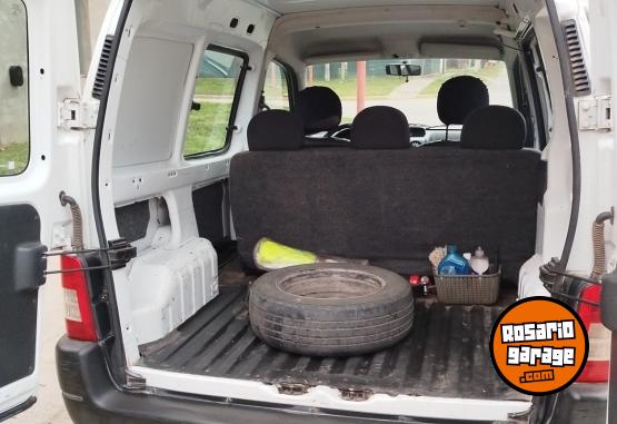 Utilitarios - Peugeot partner 2013 Diesel 224000Km - En Venta