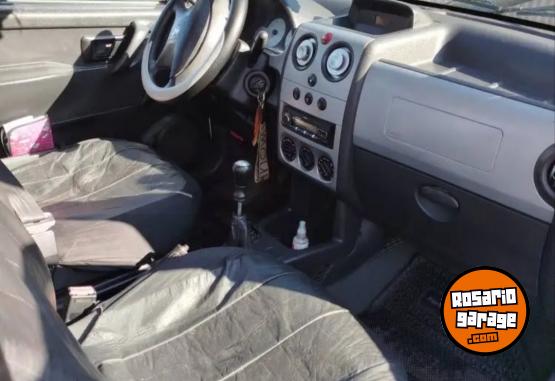 Utilitarios - Peugeot partner 2013 Diesel 224000Km - En Venta