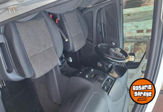 Autos - Volkswagen Suran 2011 Nafta 170000Km - En Venta
