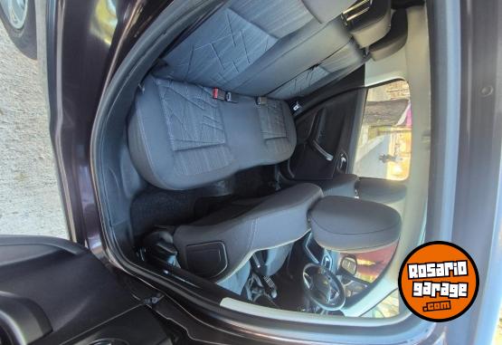 Autos - Peugeot 208 felline 2014 Nafta 81000Km - En Venta