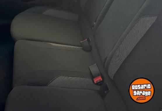 Autos - Volkswagen Polo Track 2024 Nafta 15600Km - En Venta