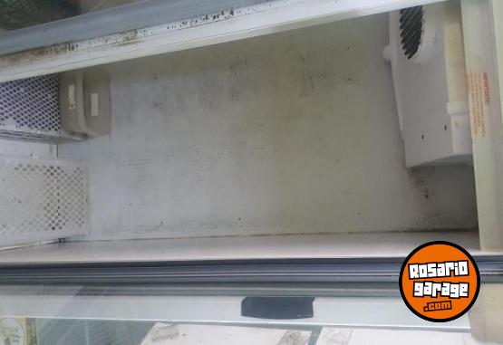 Herramientas - Heladera Exhibidora Vertical Frider 2 Puertas 870 litros - En Venta