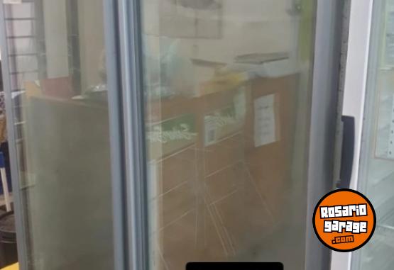 Herramientas - Heladera Exhibidora Vertical Frider 2 Puertas 870 litros - En Venta