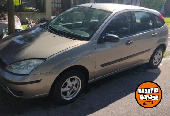 Autos - Ford Focus 2005 Nafta 195000Km - En Venta