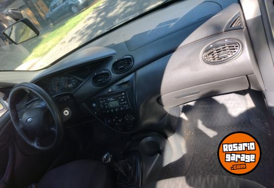 Autos - Ford Focus 2005 Nafta 195000Km - En Venta