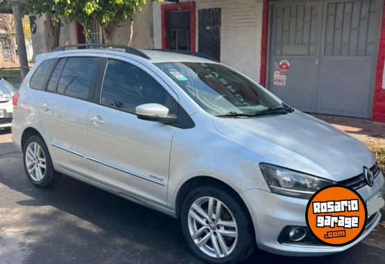 Autos - Volkswagen SURAN HIGHLINE 1.6 2016 Nafta 108000Km - En Venta