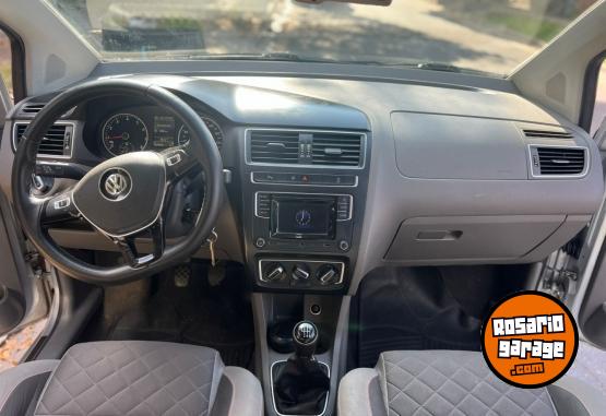 Autos - Volkswagen SURAN HIGHLINE 1.6 2016 Nafta 108000Km - En Venta