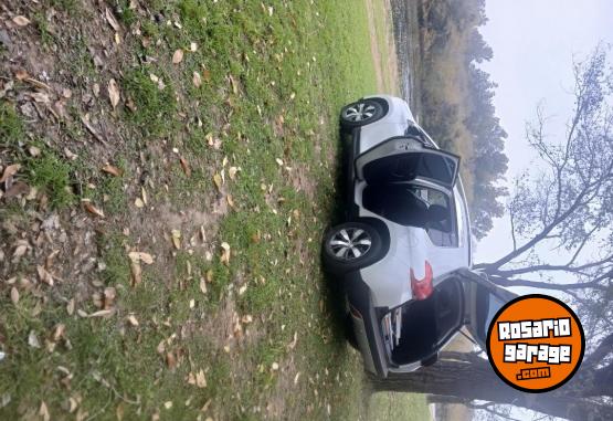 Autos - Peugeot Feline 2016 Nafta 116Km - En Venta