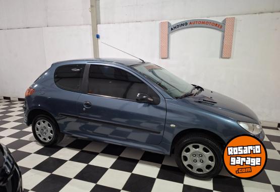 Autos - Peugeot 206 2008 Nafta 129000Km - En Venta