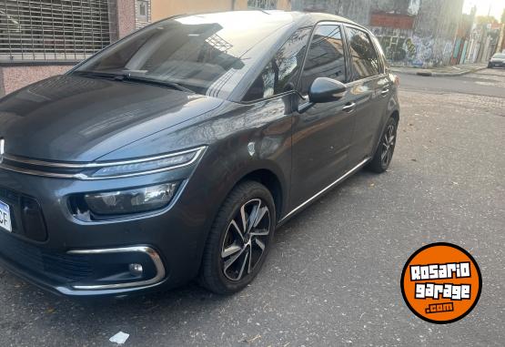Autos - Citroen C4 picasso 2017 Diesel 180000Km - En Venta