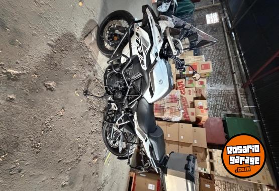 Motos - Benelli Trk 502x 2022 Nafta 2200Km - En Venta