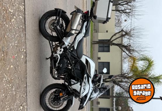 Motos - Benelli Trk 502x 2022 Nafta 3100Km - En Venta