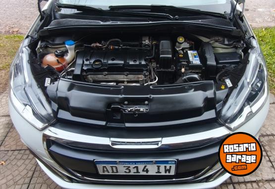 Autos - Peugeot 208 Feline 2018 Nafta 60000Km - En Venta