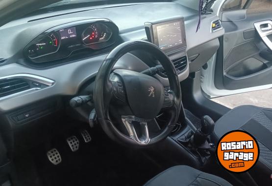 Autos - Peugeot 208 Feline 2018 Nafta 60000Km - En Venta