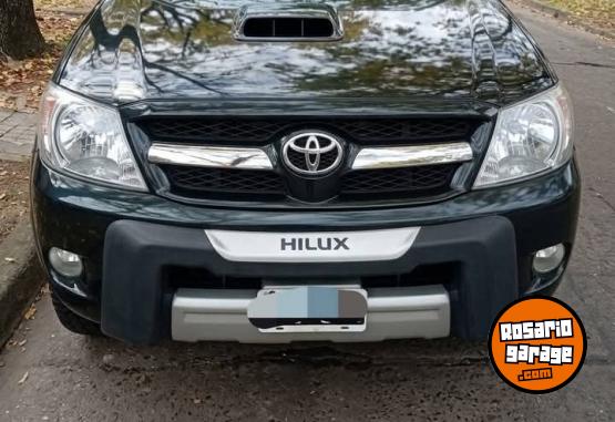 Camionetas - Toyota Hilux SRV 2008 Diesel 236000Km - En Venta